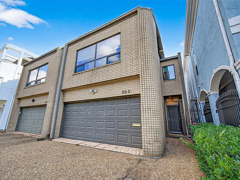 3027 Bissonnet St — Photo 1