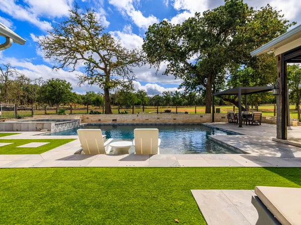118 Phlox Trl, Fredericksburg, TX 78624