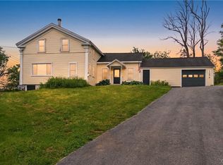 2598 E Mechanic St, Cato, NY 13033