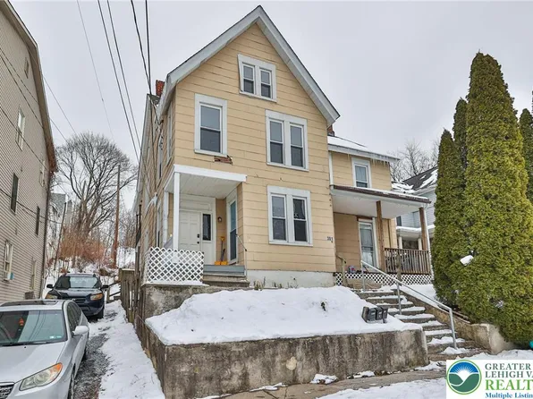 301-303 N 1st St, Slatington, PA 18080