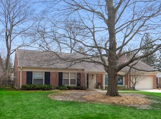 9020 N Fielding Rd, Bayside, WI 53217