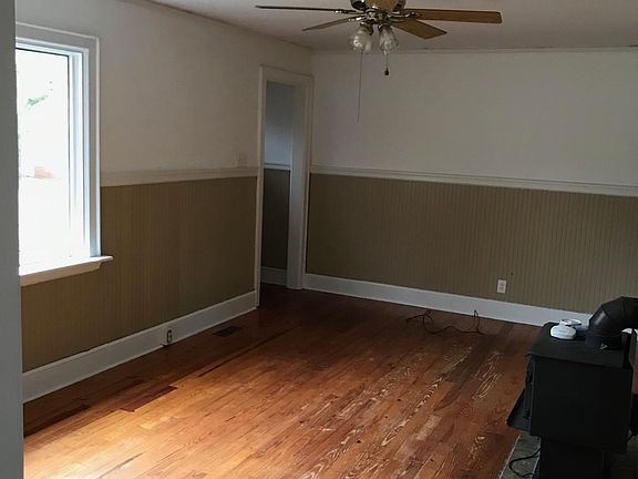 Living Room & Heater