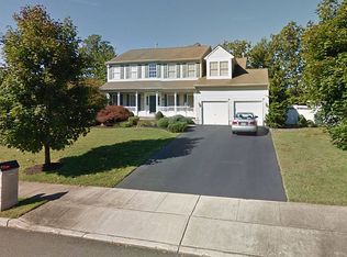 2070 Mackenzie Rd, Toms River, NJ 08755