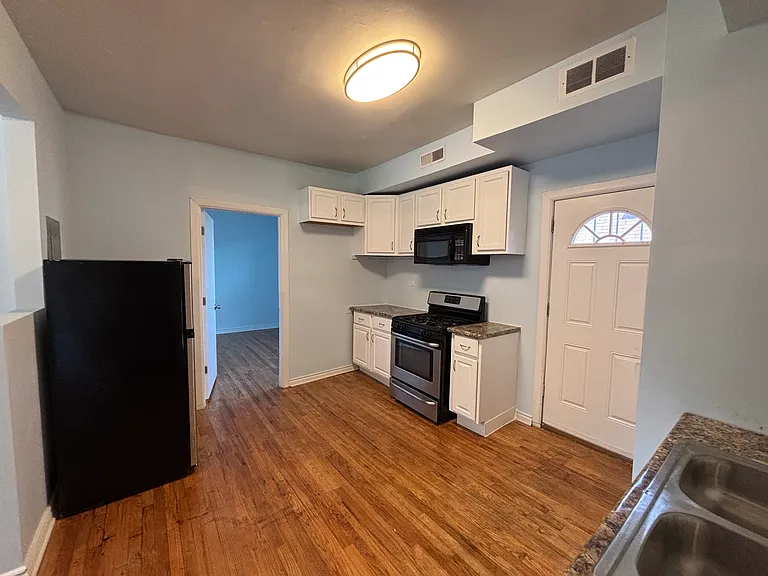 3436 W Huron St #2W — Photo 1