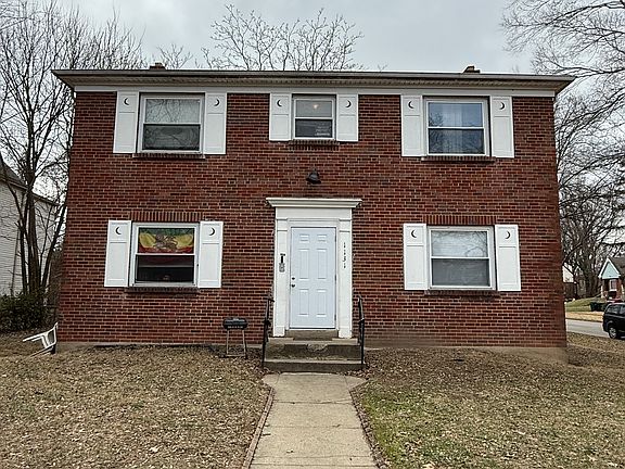 2nd image of 1131 California Ave #2