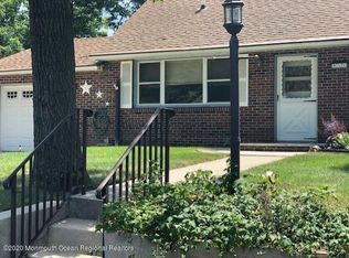 417 Leeward Ave, Beachwood, NJ 08722