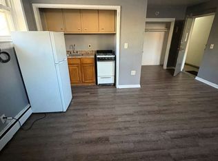 79 Hopkins Pl #1A, Irvington, NJ 07111