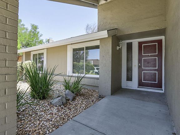 4th image of 5074 Gazania Dr