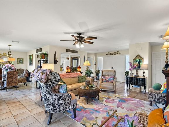 3rd image of 1013 Charlemagne BLVD