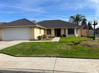 651 N Stanford Ave, Clovis, CA 93611