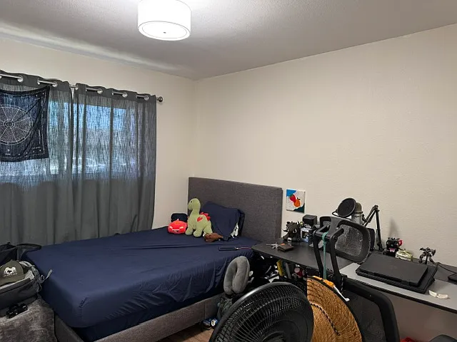 3 bed, 1350 sqft, $1,200 — Photo 3