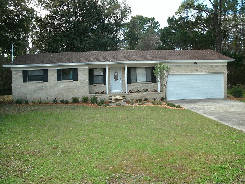 1st image of 924 Fontana Ct W