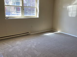 537 N Hanover St APT 7, Carlisle, PA 17013