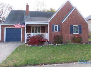 211 W Maple St, Bryan, OH 43506