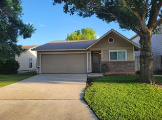9418 Valley Rock, San Antonio, TX 78250