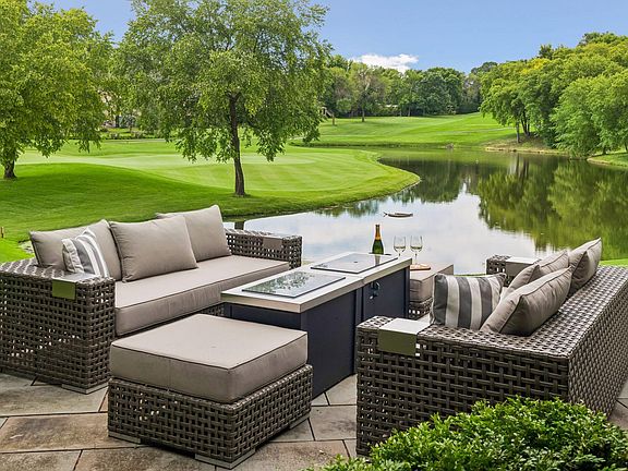 3rd image of 18394 Nicklaus Way