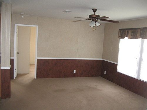 3rd image of 3150 NE 36th Ave Lot 526
