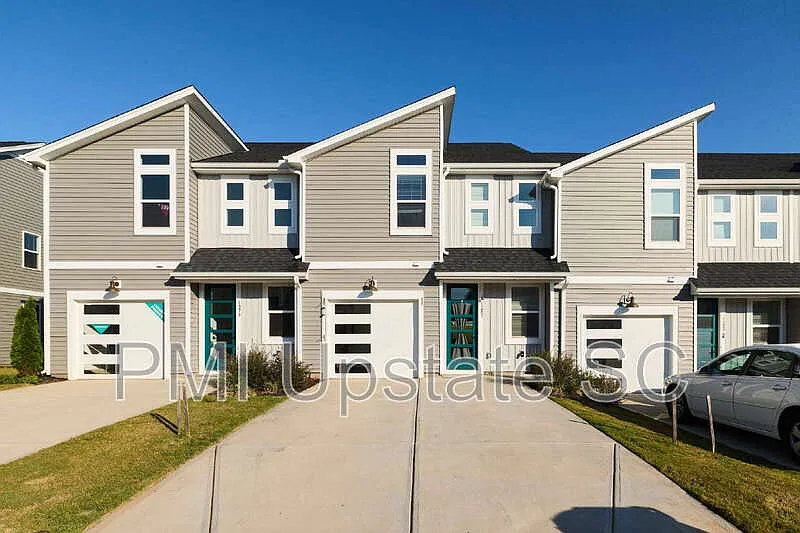 1283 Westgate Village Dr