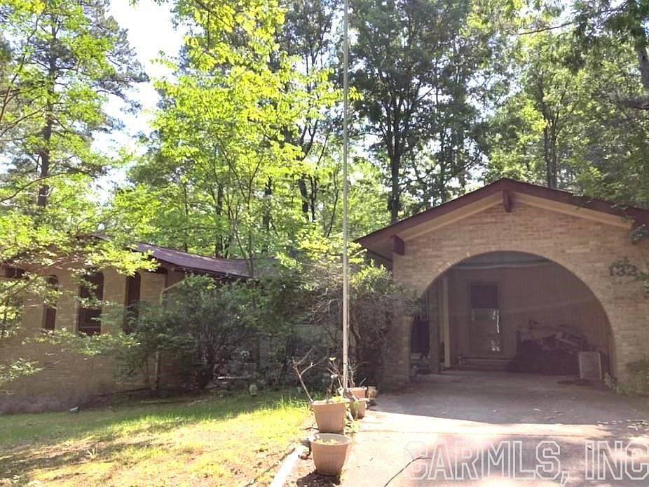 2nd image of 132 Arias Way