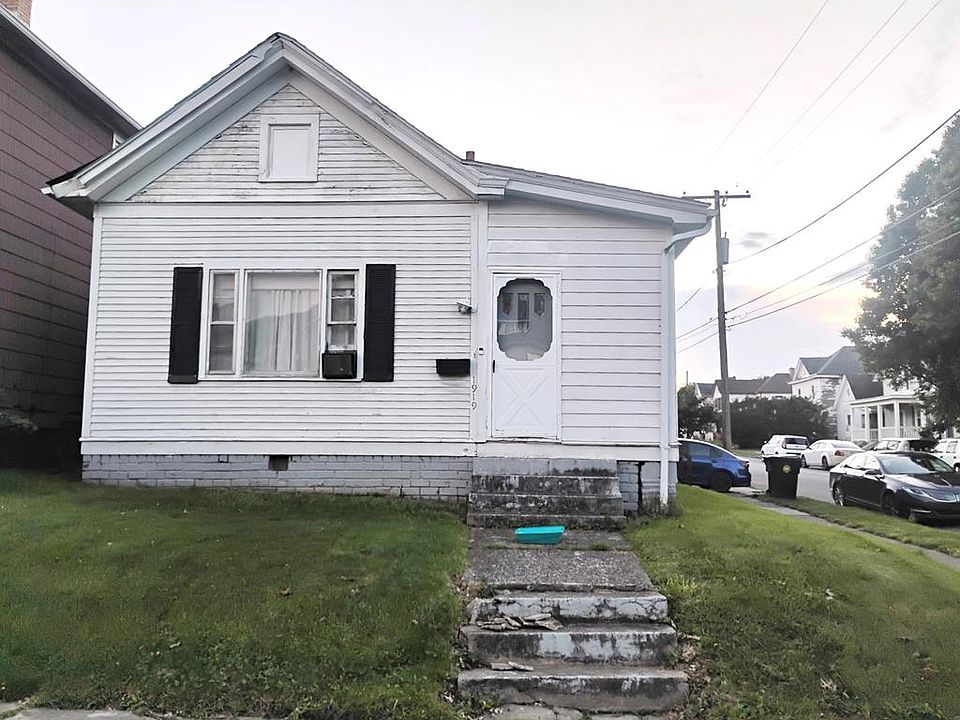 1st image of 1919 Summit St