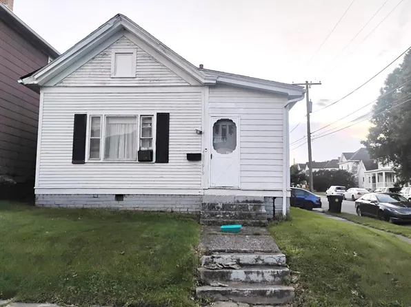 1919 Summit St, Portsmouth, OH 45662