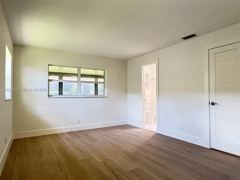 1221 NW 44th St — Photo 21