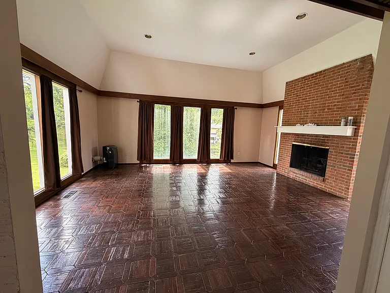 2330 Penbrook Fwy — Photo 9