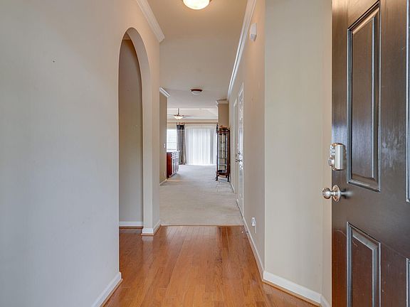 4th image of 369 Harbor Village Dr