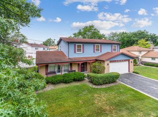 17810 Pebblewood Ln, Hazel Crest, IL 60429