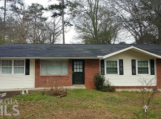 224 Roxbury Dr, Riverdale, GA