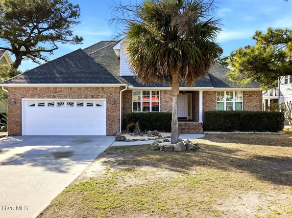 717 Settlers Lane, Kure Beach, NC 28449