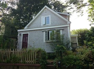 36 Oak Rd, Boston, MA 02132