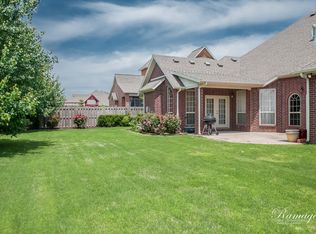 5402 S Braebourne Rd, Rogers, AR 72758