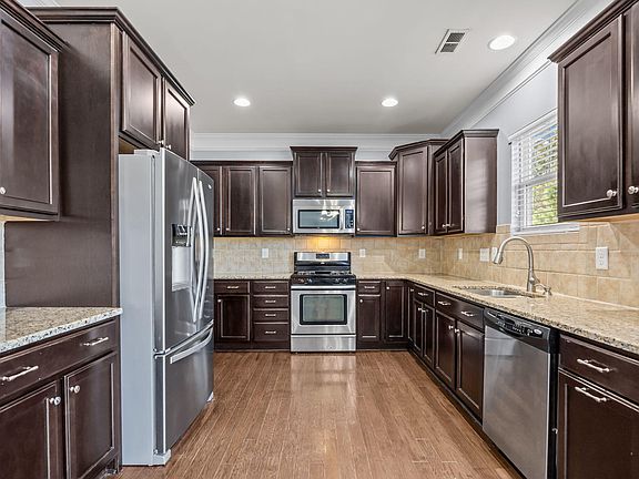 4th image of 3007 Prospect Pkwy