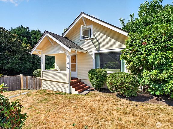 4th image of 906 SW 130th Street