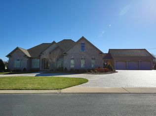 100 McKenzie Pl, Hopkinsville, KY 42240