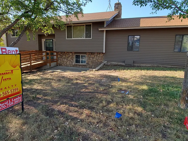 2305 Pelota Pl — Photo 2