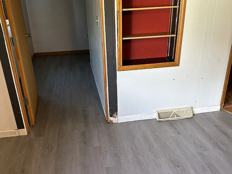 713 Poplar Ave — Photo 3