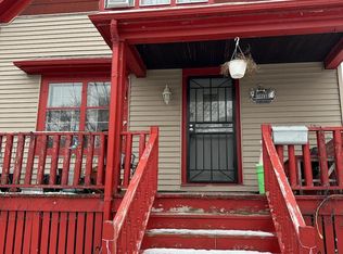 1528 S Comstock Ave, Milwaukee, WI 53204