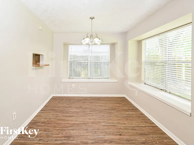15823 Baybriar Dr — Photo 6