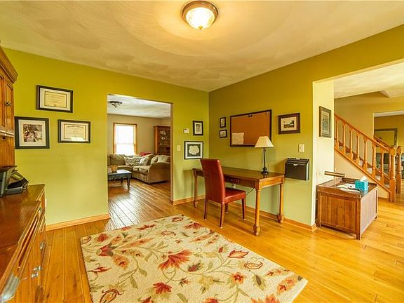 4th image of 1027 Calmar Dr
