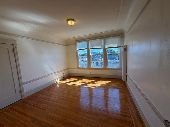 2nd image of 2120 Clement St APT 12