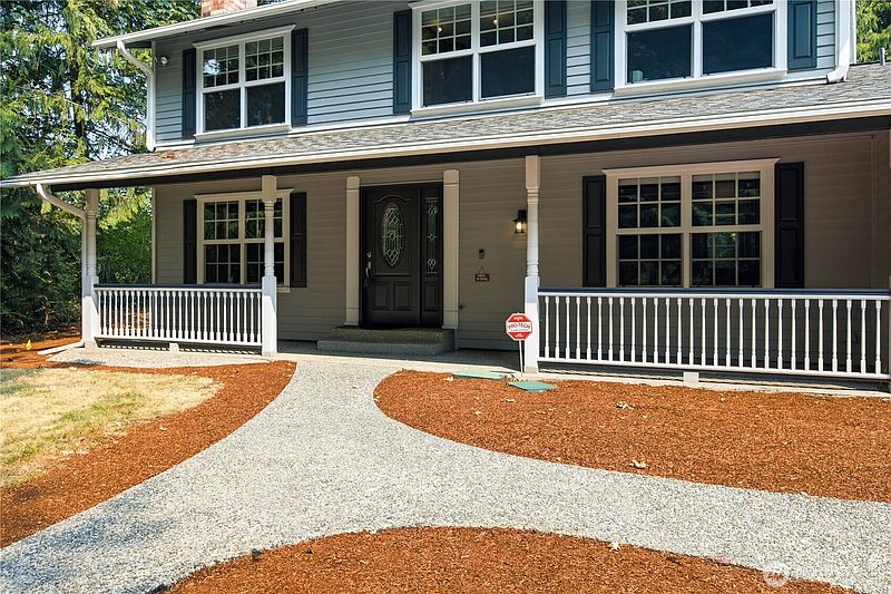 3rd image of 17664 SE 303rd Street
