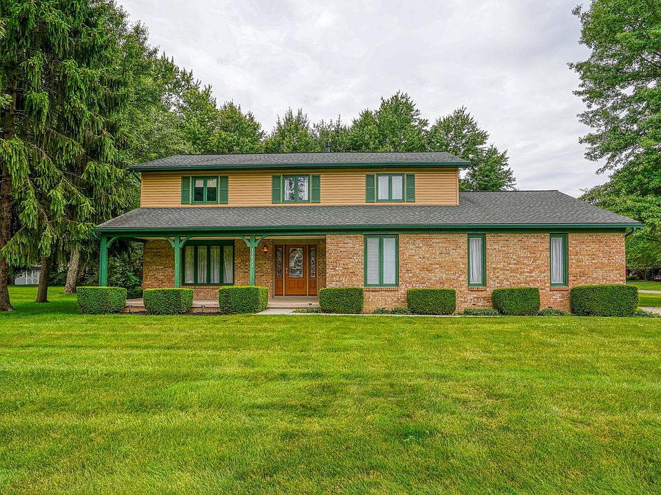 1st image of 13811 Stonehenge Cir NW