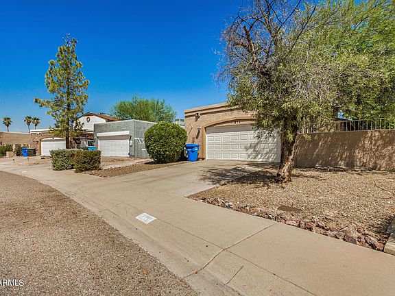 5th image of 912 E WAHALLA Lane