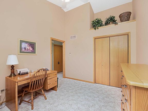 5th image of 5200 Villa Dr Unit 30