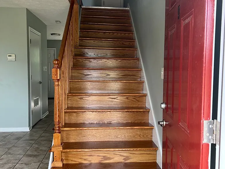 59 Evergreen Ln — Photo 2