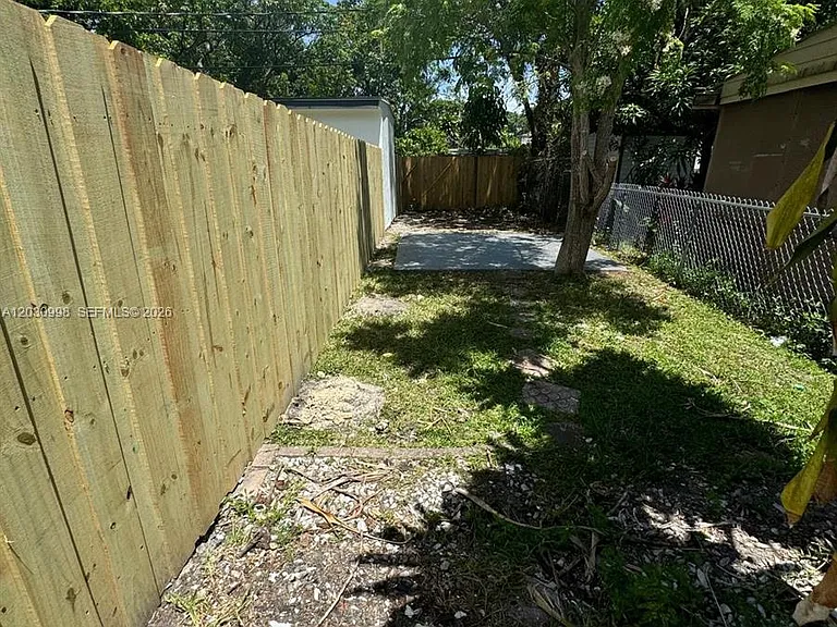 5801 NW 11th Ave #A — Photo 18