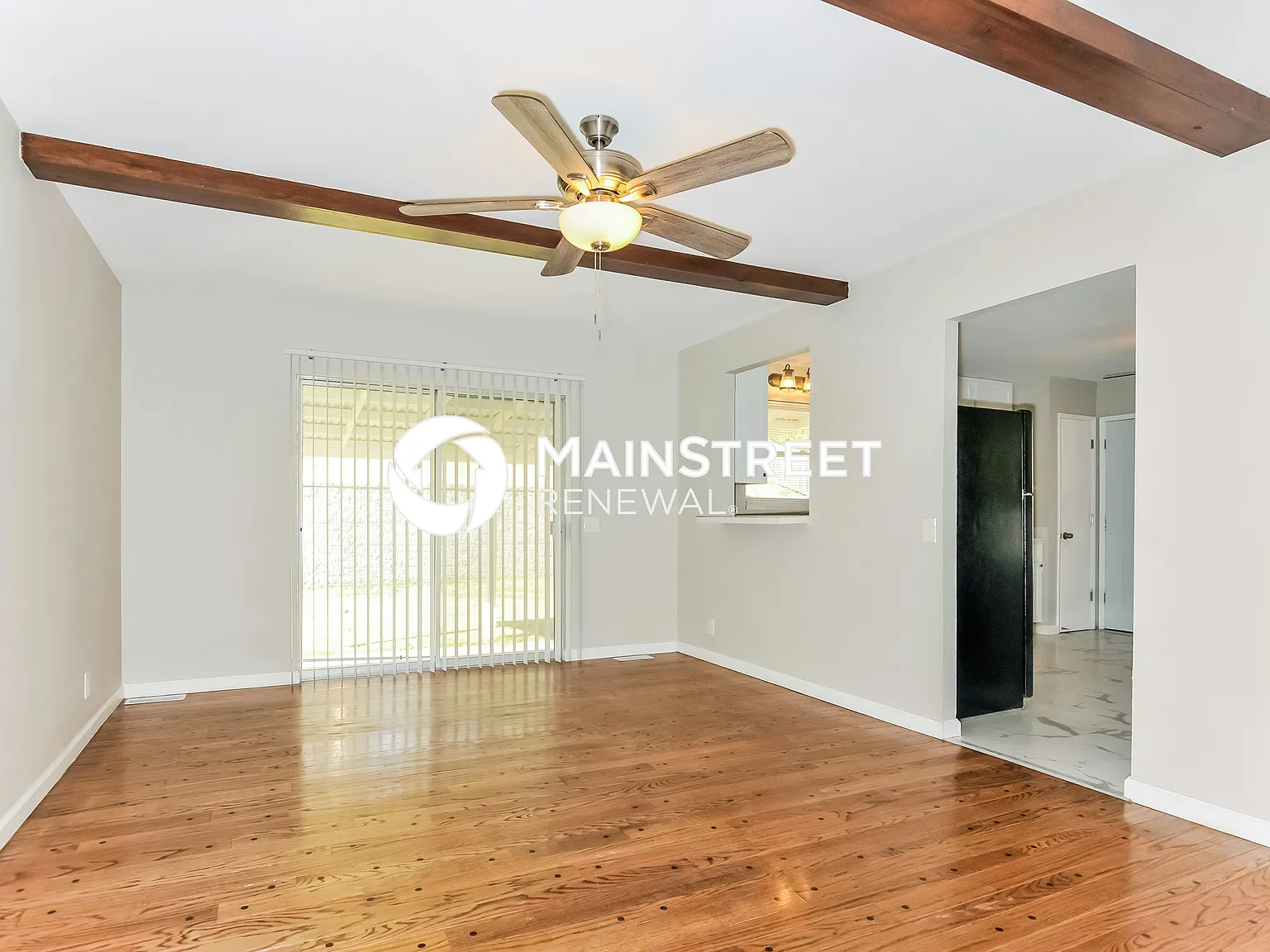 1935 Cordoba Dr — Photo 4