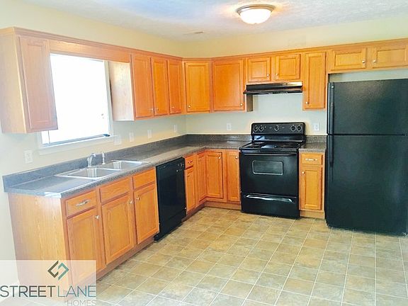 2nd image of 3479 Hardwood Dr